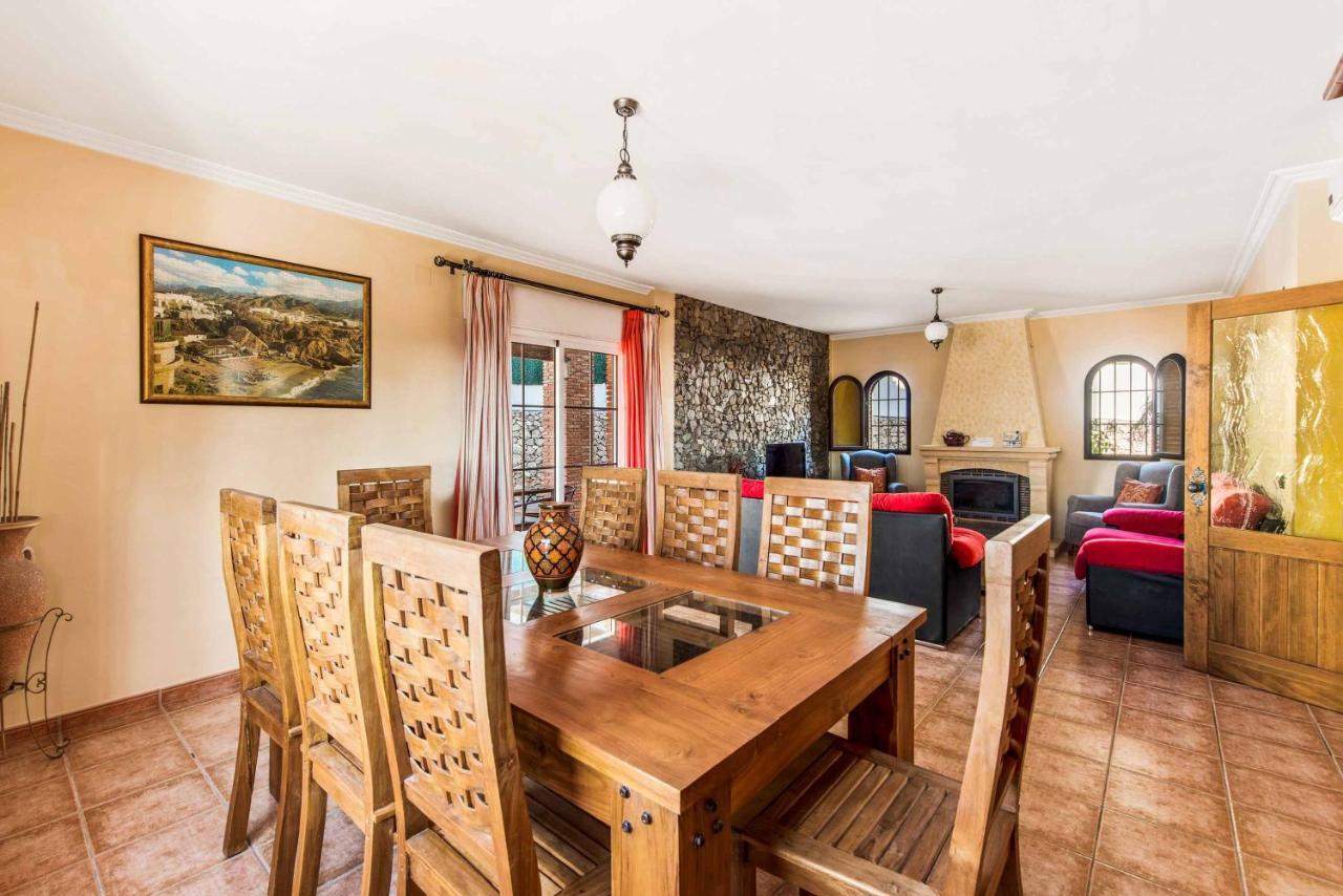 Villa Sol Нерха Экстерьер фото