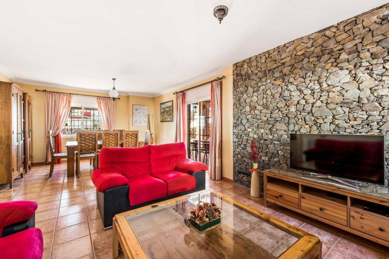 Villa Sol Нерха Экстерьер фото