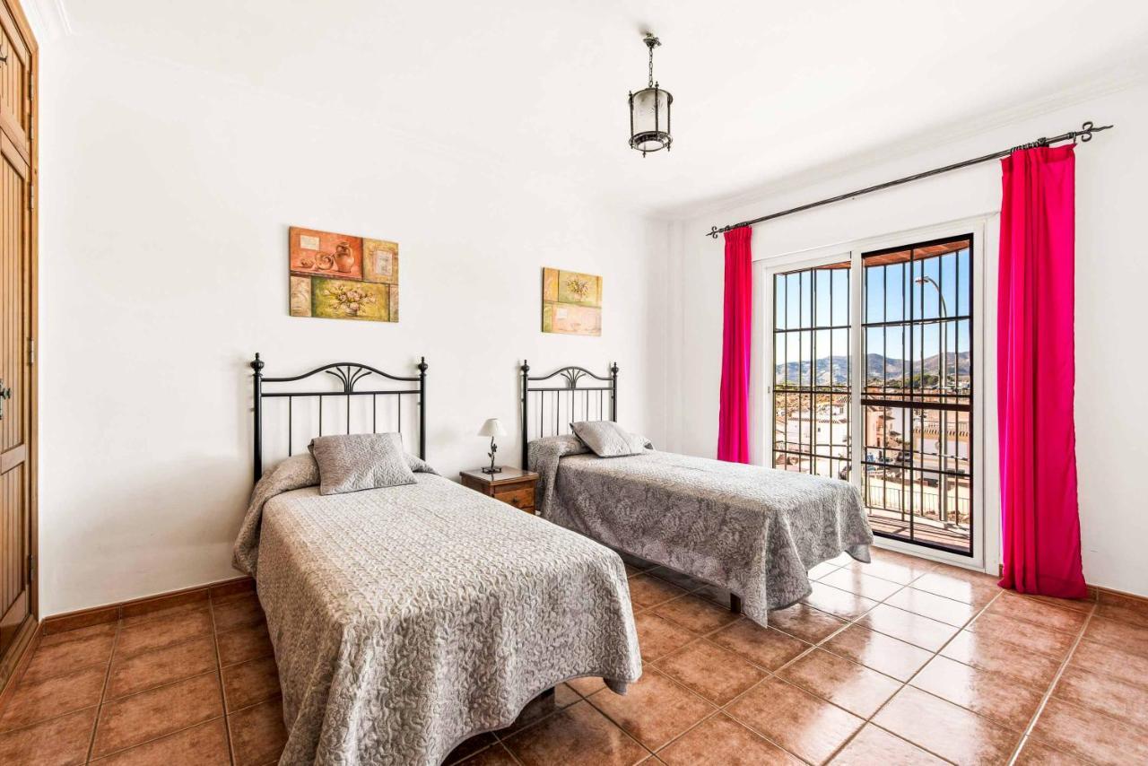 Villa Sol Нерха Экстерьер фото